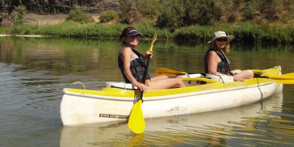 USED 0210-03FEB2012_Gariep-river_Namibia_FelixUniteCabanas-Canoe-tour_Tina+Uschi_d